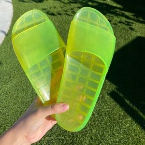 Jelly Slides 🍃